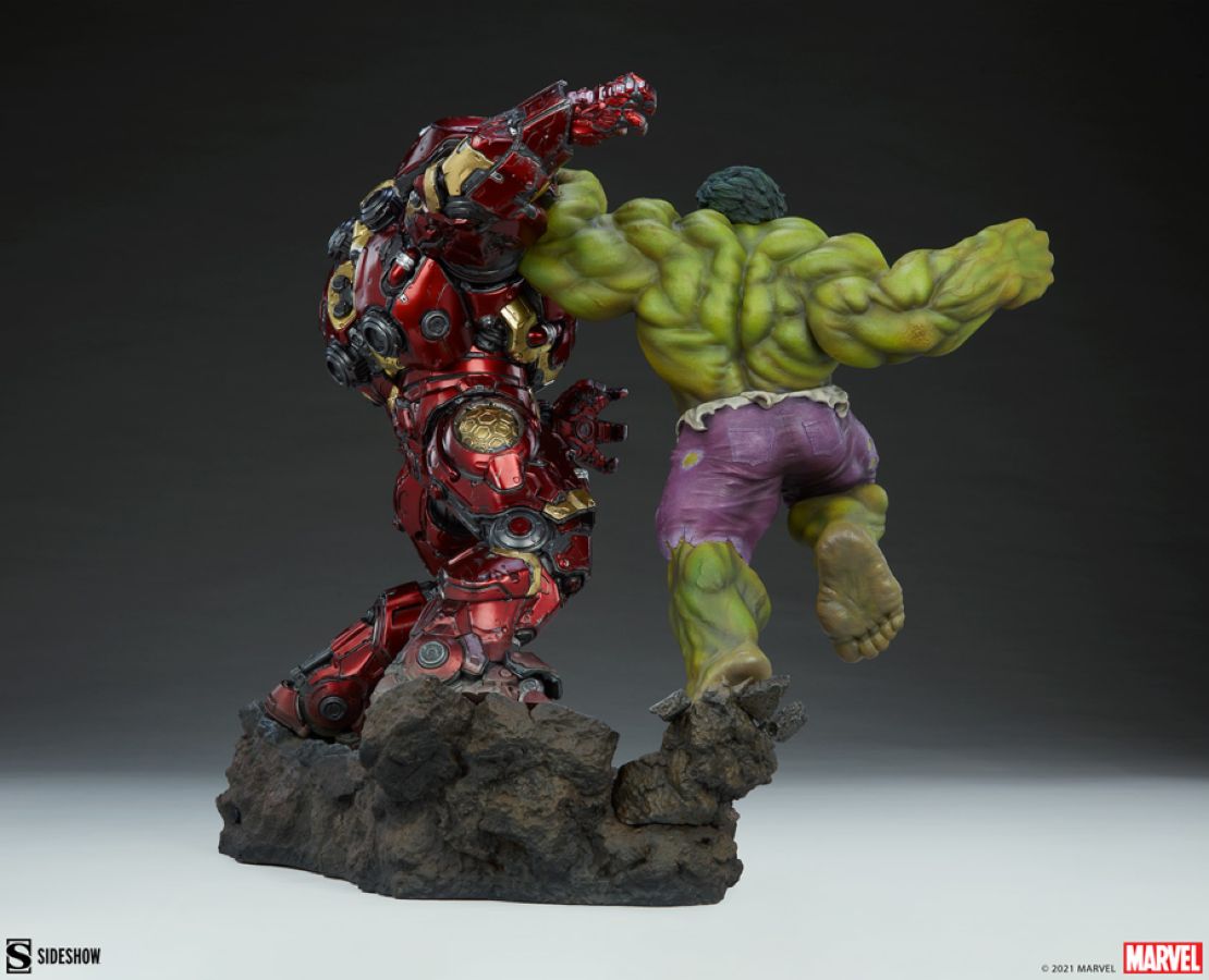Marvel Comics - Hulk vs Hulkbuster Maquette