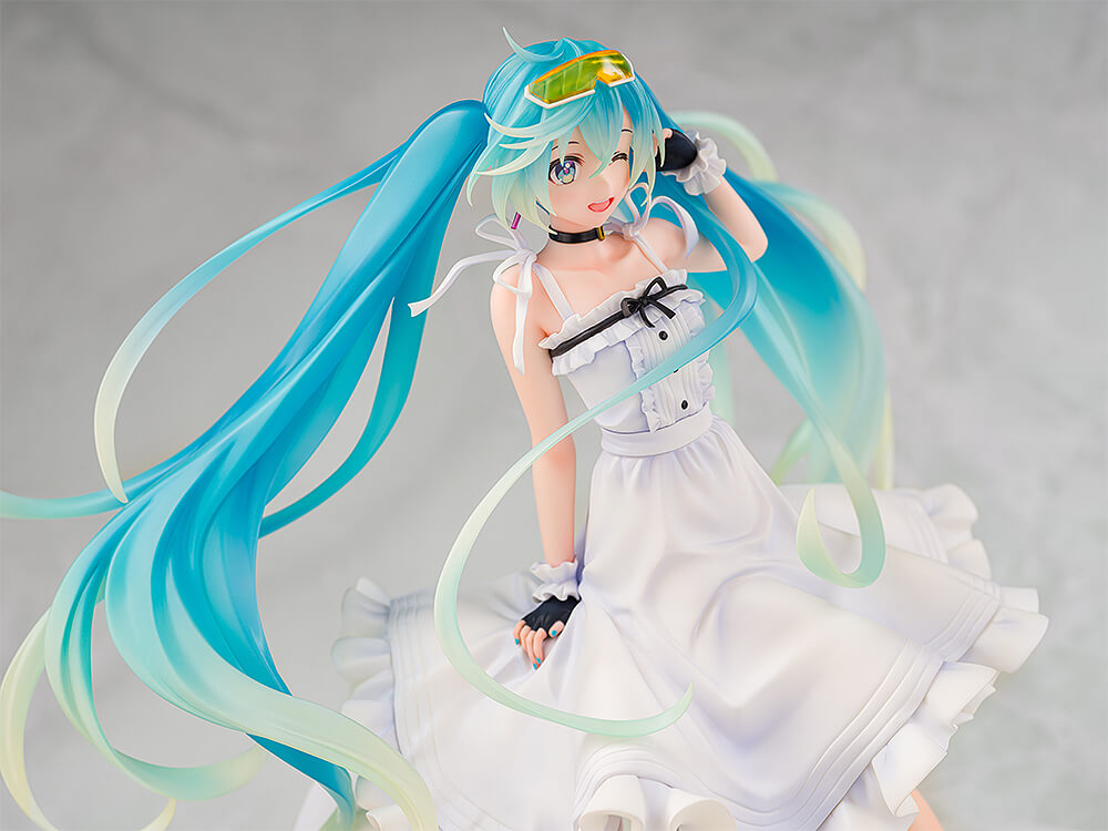 HATSUNE MIKU GT PROJECT Racing Miku 2021: Vacation Style Ver.