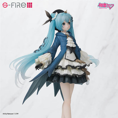 HATSUNE MIKU Miku Autumn Outing Figure