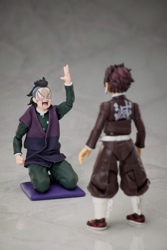 DEMON SLAYER: KIMETSU NO YAIBA [BUZZmod.] Genya Shinazugawa 1/12 Scale Action Figure