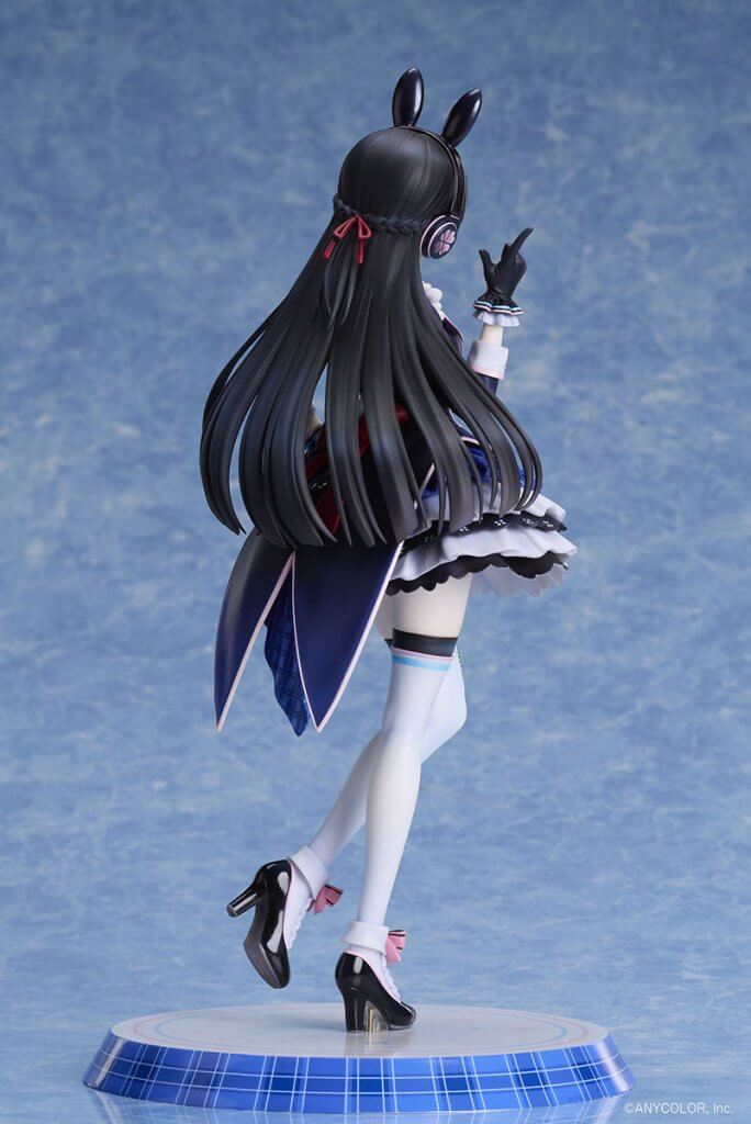 NIJISANJI Tsukino Mito 1/7 Complete Figure