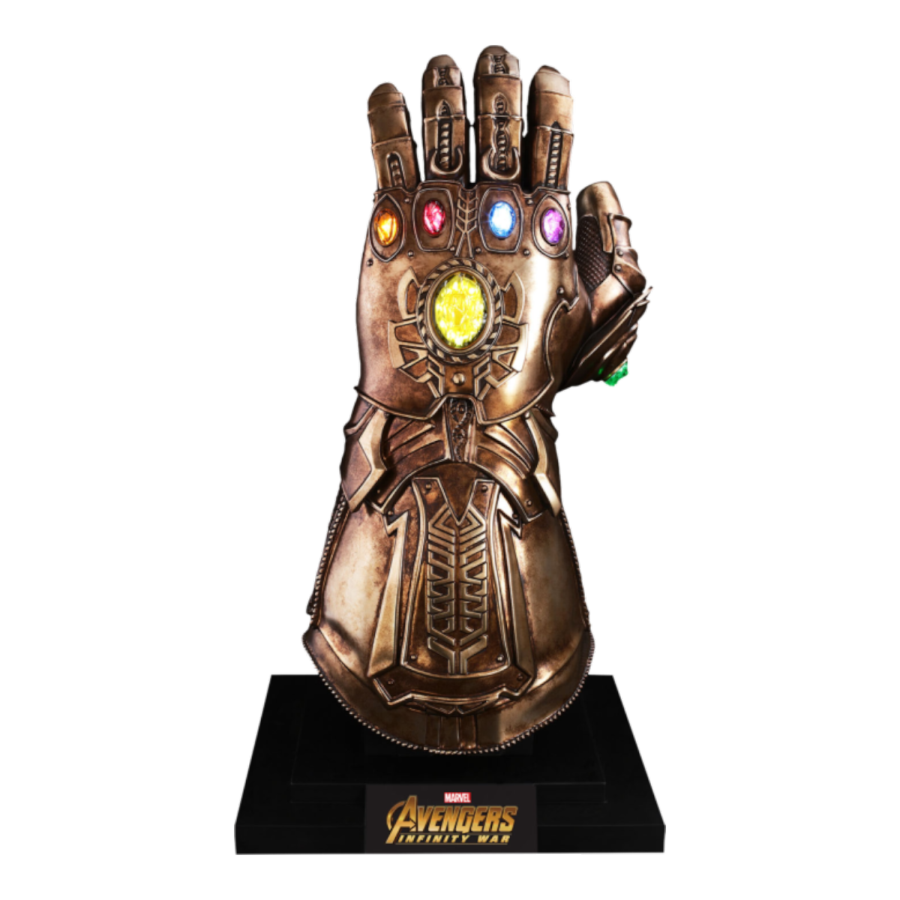 Avengers 3: Infinity War - Infinity Gauntlet Life-Size Prop Replica