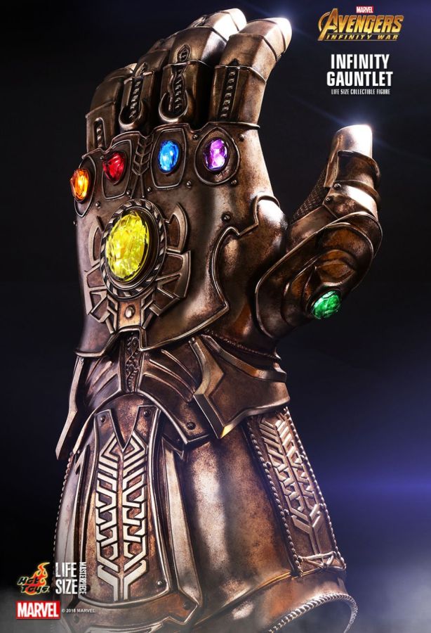 Avengers 3: Infinity War - Infinity Gauntlet Life-Size Prop Replica