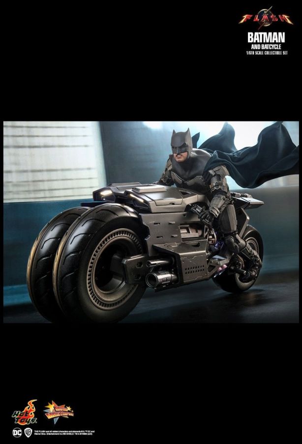 The Flash (2023) - Batman & Batcycle 1:6 Scale Collectable Set