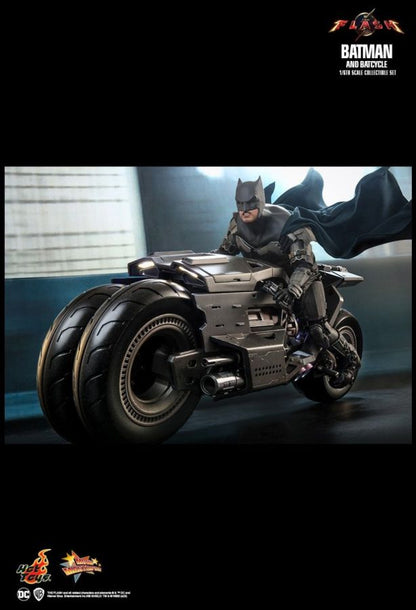 The Flash (2023) - Batman & Batcycle 1:6 Scale Collectable Set
