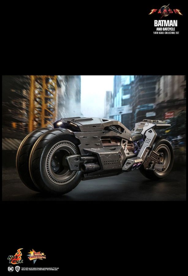 The Flash (2023) - Batman & Batcycle 1:6 Scale Collectable Set