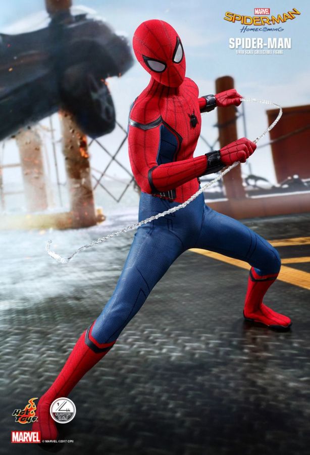 Spider-Man: Homecoming - Spider-Man 1:4 Scale Collectable Action Figure