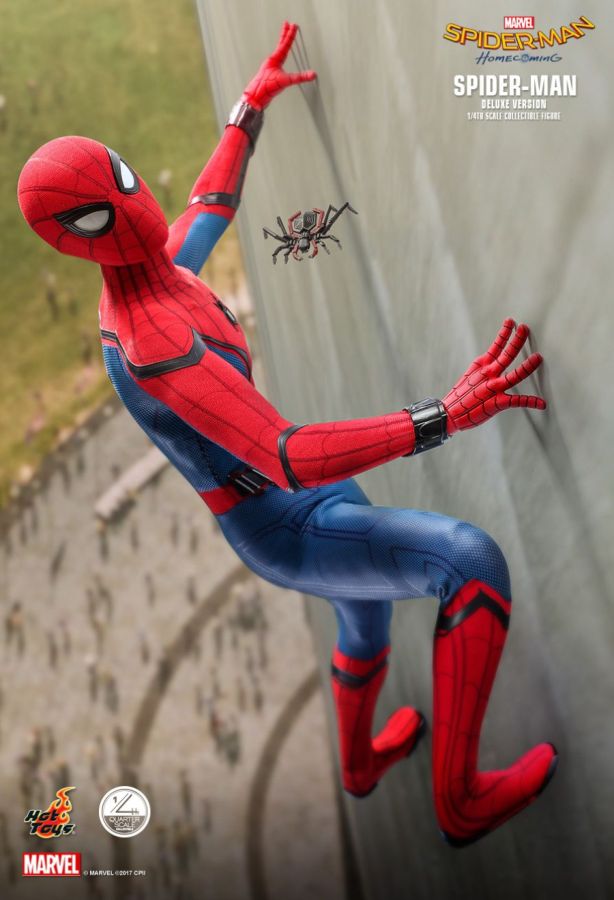 Spider-Man: Homecoming - Spider-Man Deluxe 1:4 Scale Collectable Action Figure