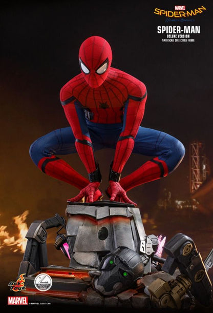 Spider-Man: Homecoming - Spider-Man Deluxe 1:4 Scale Collectable Action Figure