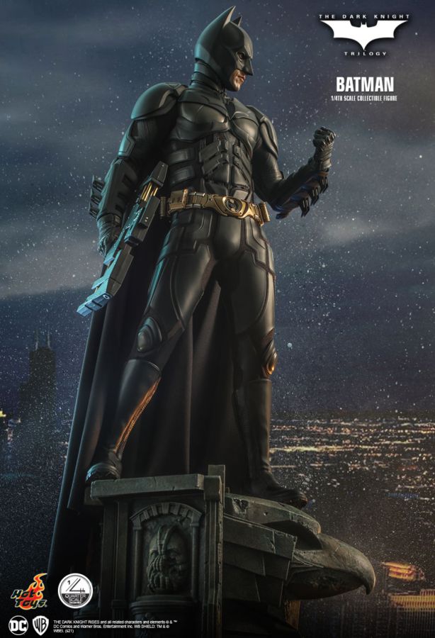 Batman The Dark Knight - Batman 1:4 Scale Collectable Action Figure