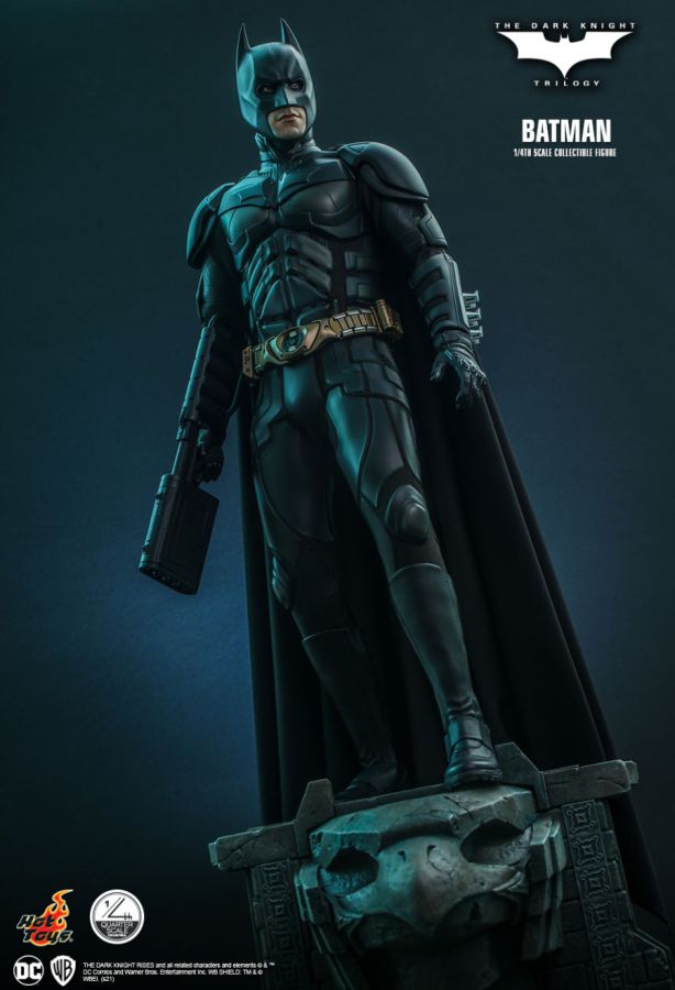 Batman The Dark Knight - Batman 1:4 Scale Collectable Action Figure