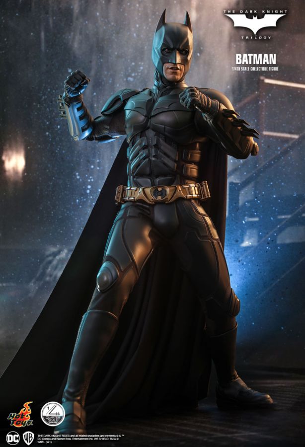 Batman The Dark Knight - Batman 1:4 Scale Collectable Action Figure