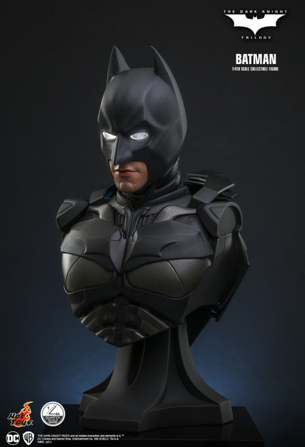 Batman The Dark Knight - Batman 1:4 Scale Collectable Action Figure