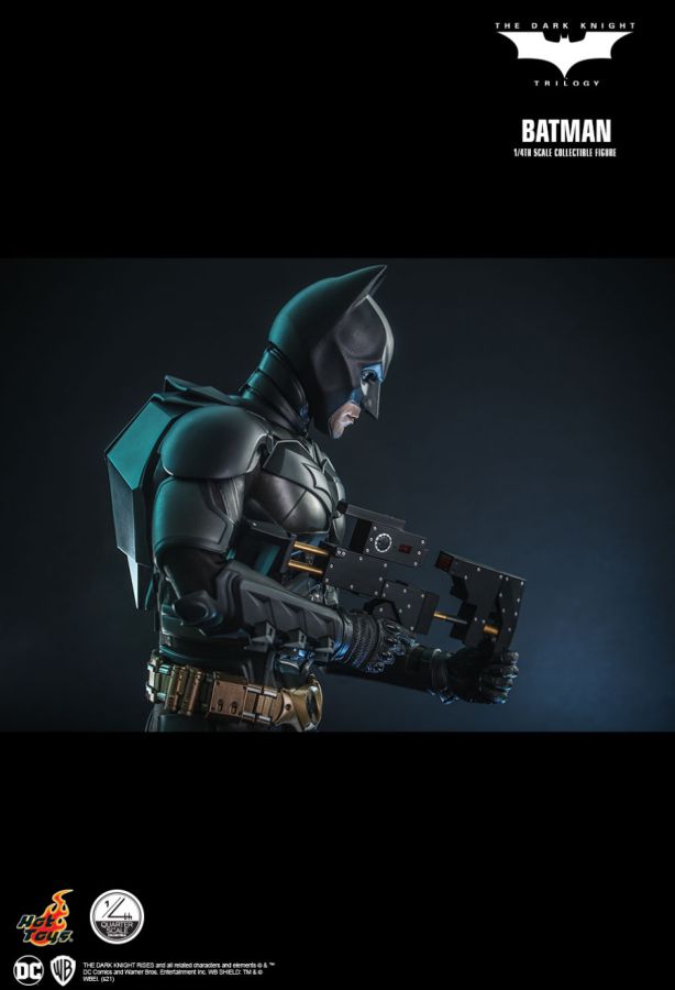 Batman The Dark Knight - Batman 1:4 Scale Collectable Action Figure