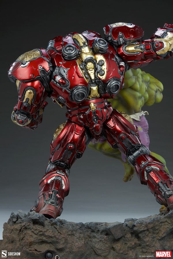 Marvel Comics - Hulk vs Hulkbuster Maquette