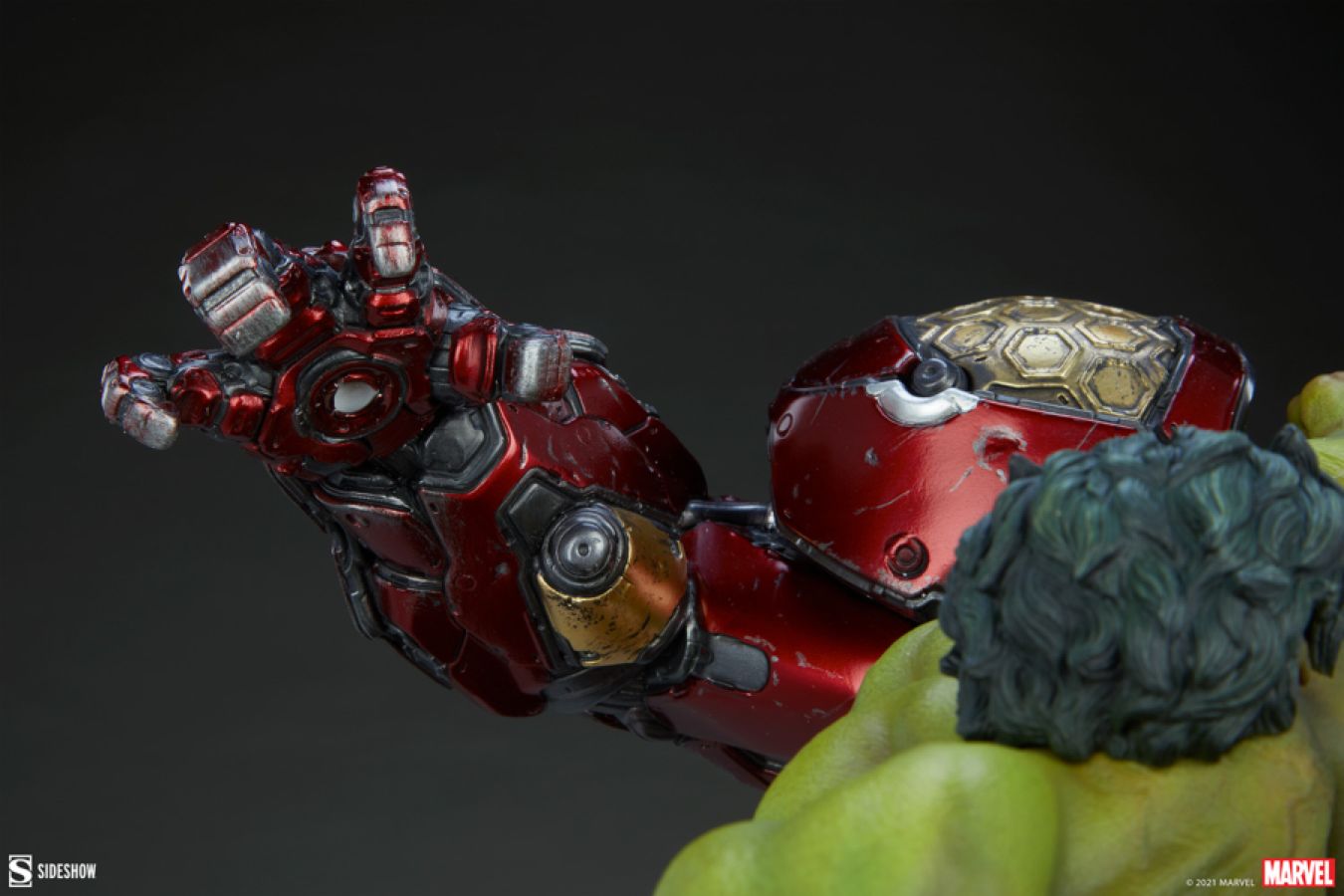 Marvel Comics - Hulk vs Hulkbuster Maquette