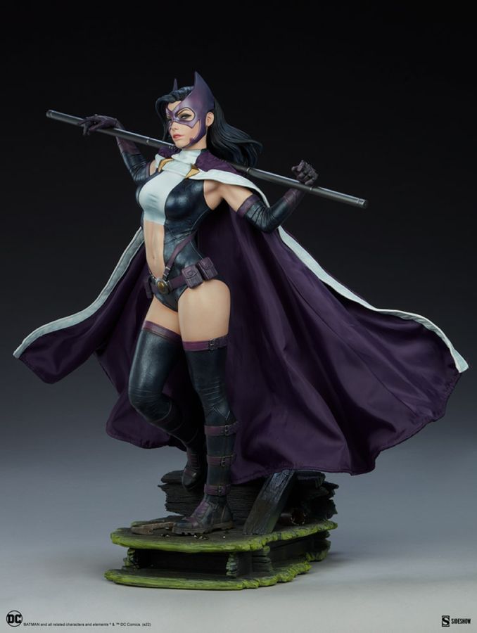 DC Comics - Huntress Premium Format Statue
