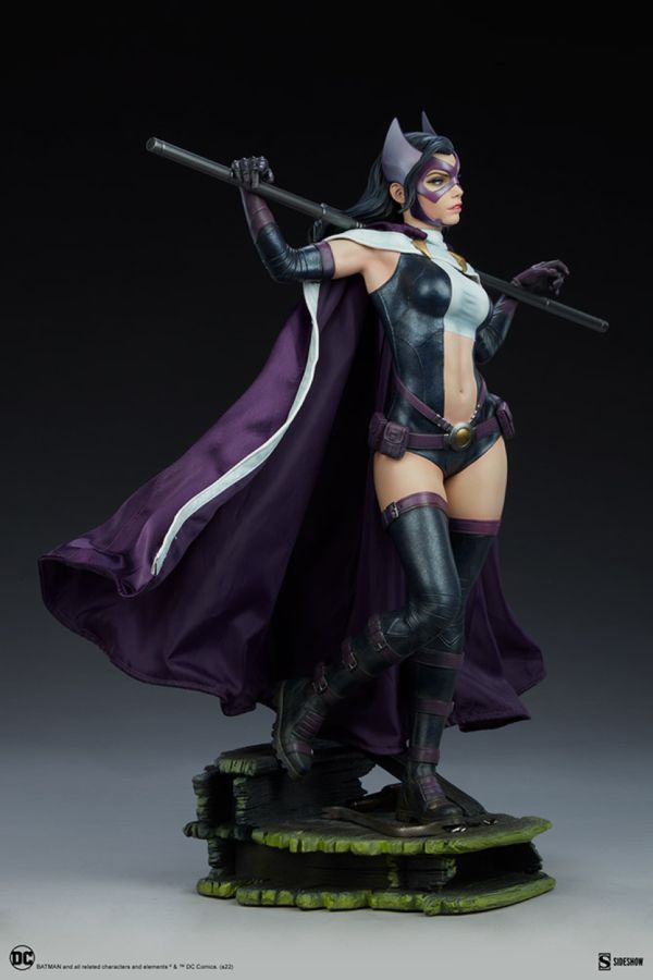 DC Comics - Huntress Premium Format Statue