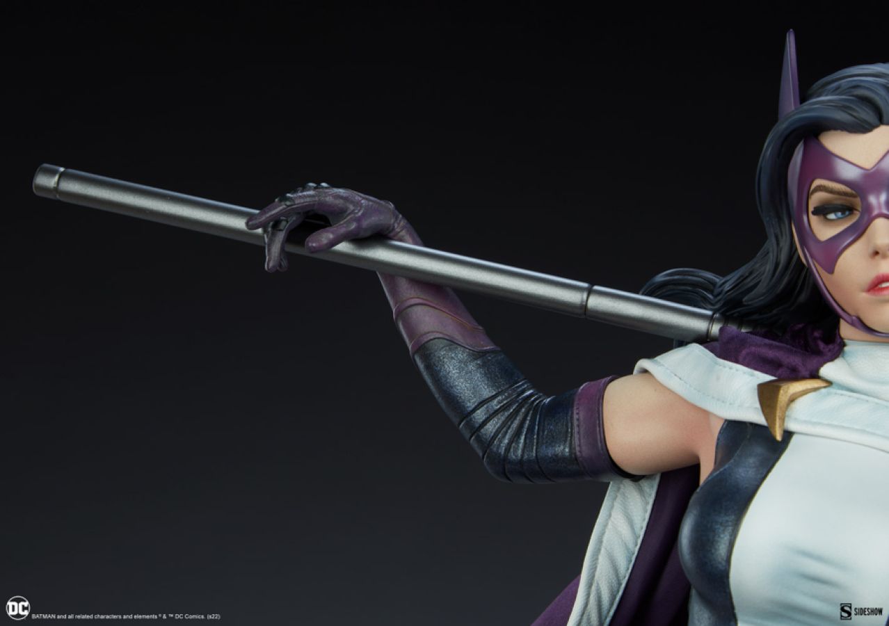DC Comics - Huntress Premium Format Statue