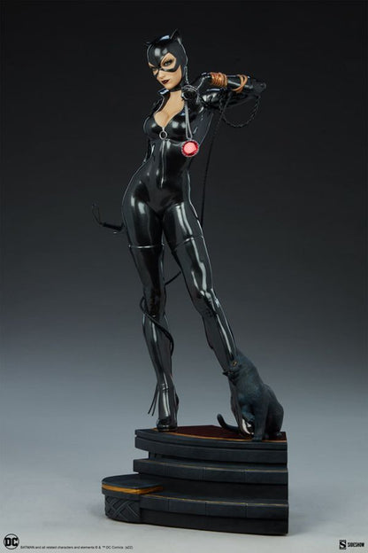 DC Comics - Catwoman Premium Format Statue
