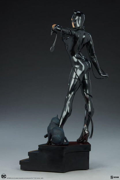 DC Comics - Catwoman Premium Format Statue