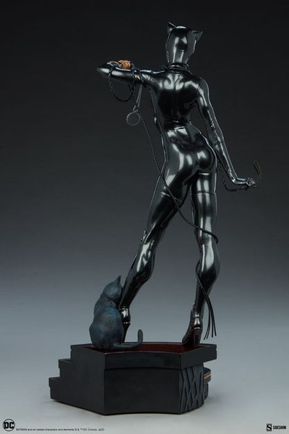 DC Comics - Catwoman Premium Format Statue