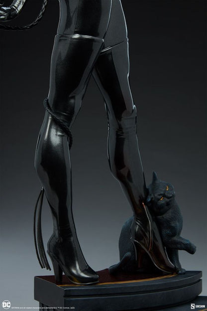 DC Comics - Catwoman Premium Format Statue