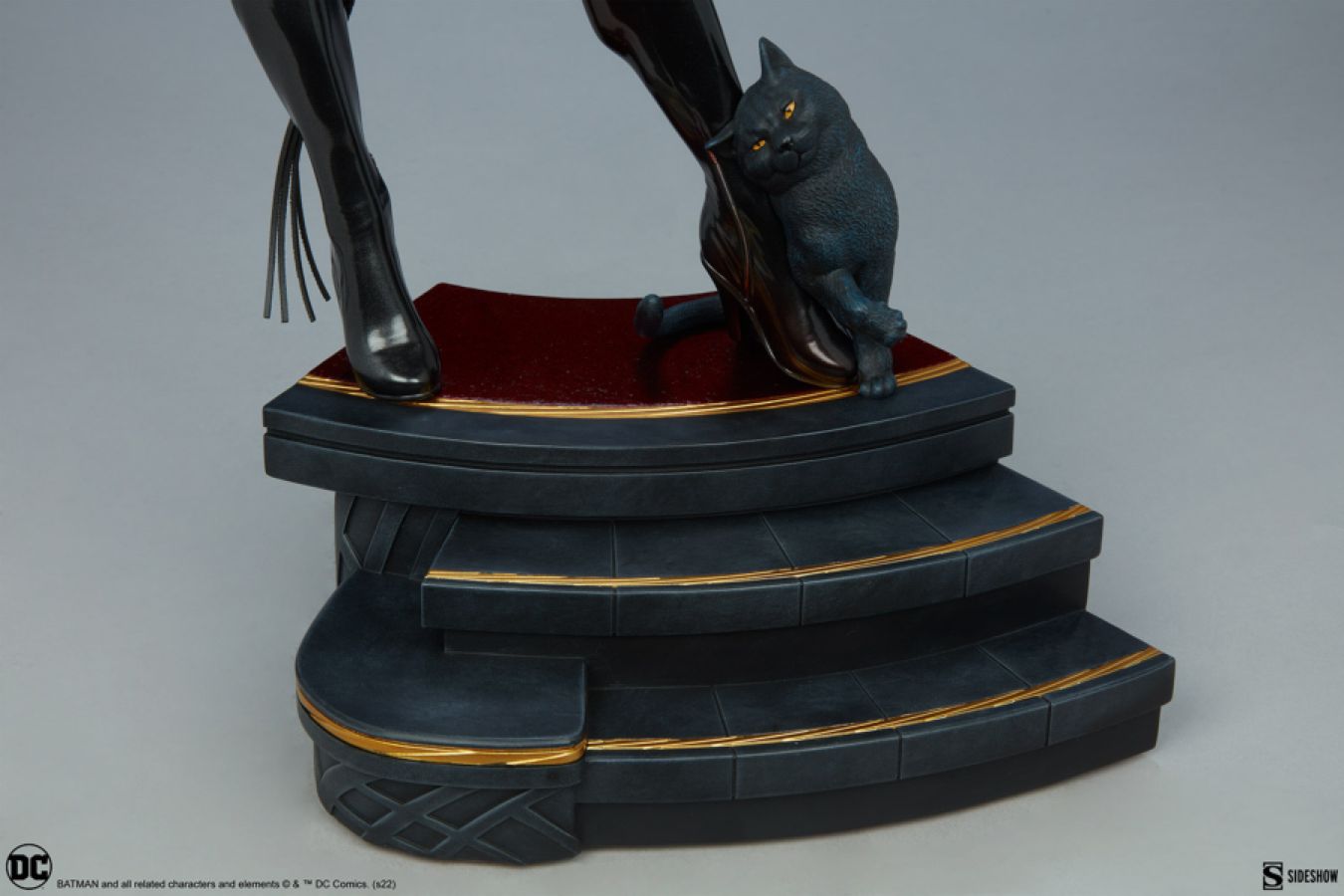 DC Comics - Catwoman Premium Format Statue