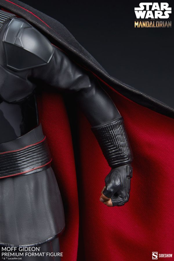 Star Wars: The Mandalorian - Moff Gideon Premium Format Statue