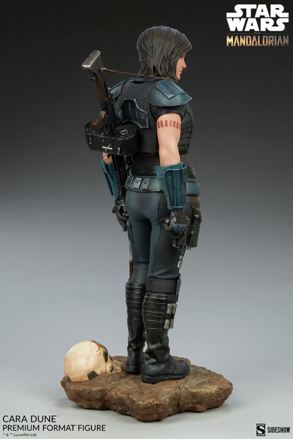Star Wars: The Mandalorian - Cara Dune Premium Format Statue
