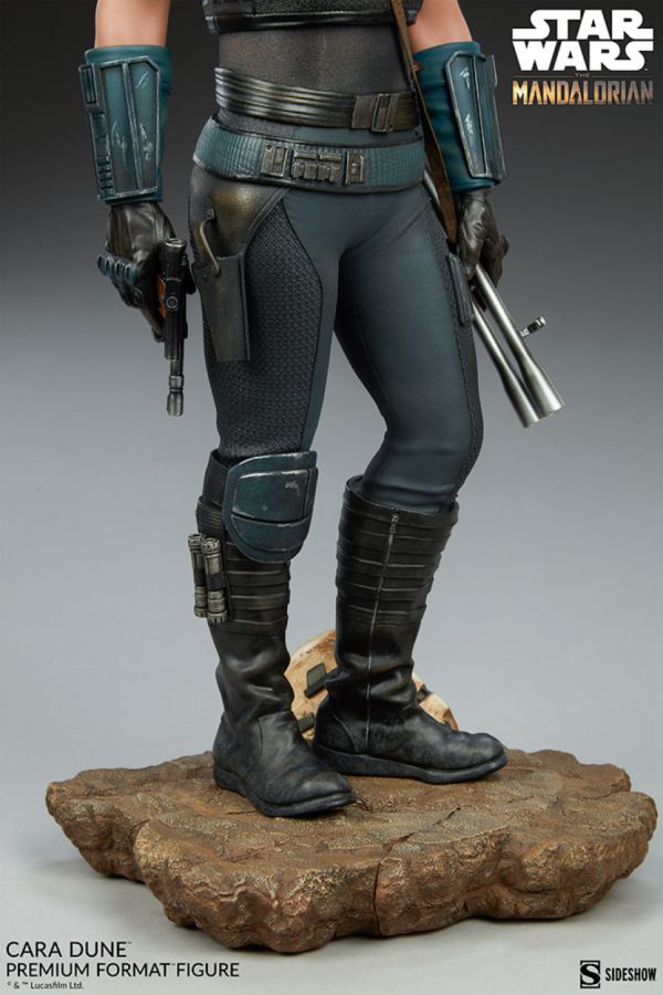 Star Wars: The Mandalorian - Cara Dune Premium Format Statue