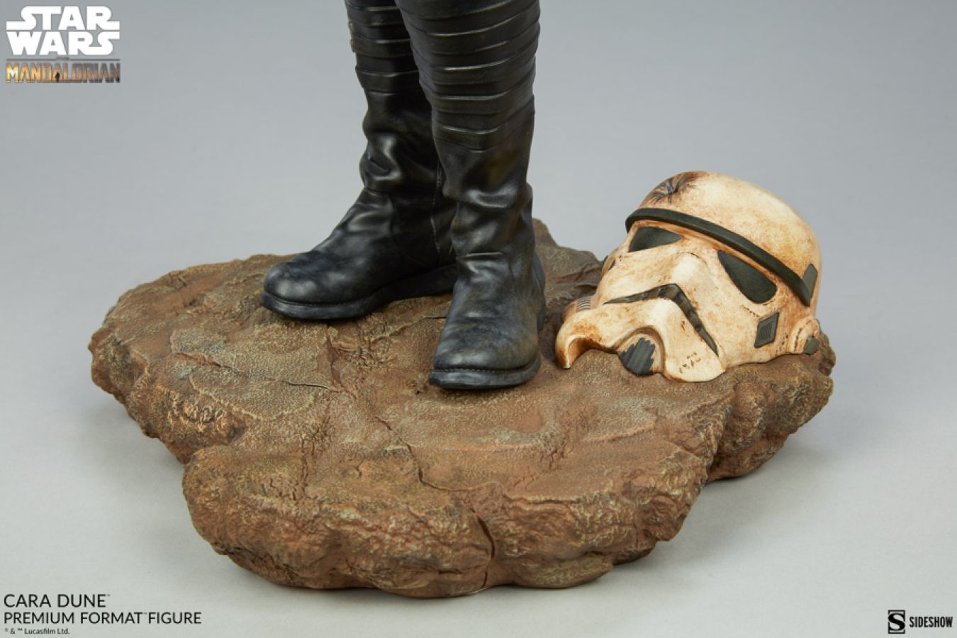 Star Wars: The Mandalorian - Cara Dune Premium Format Statue