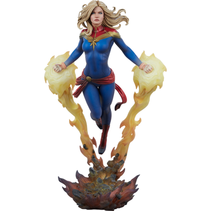 Marvel Comics - Captain Marvel Premium Format Statue
