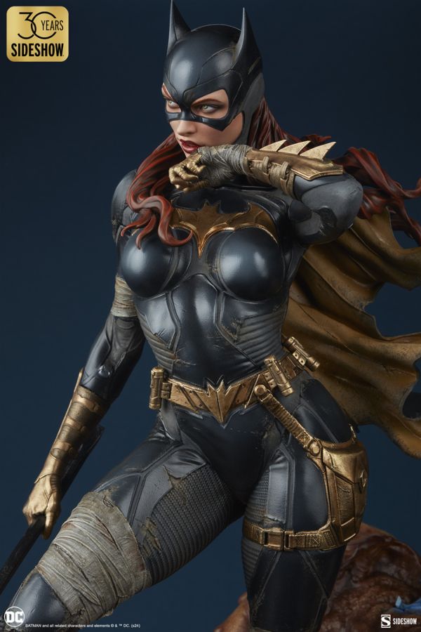 Batman - Batgirl Premium Format Statue