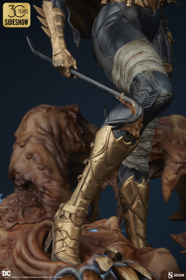 Batman - Batgirl Premium Format Statue