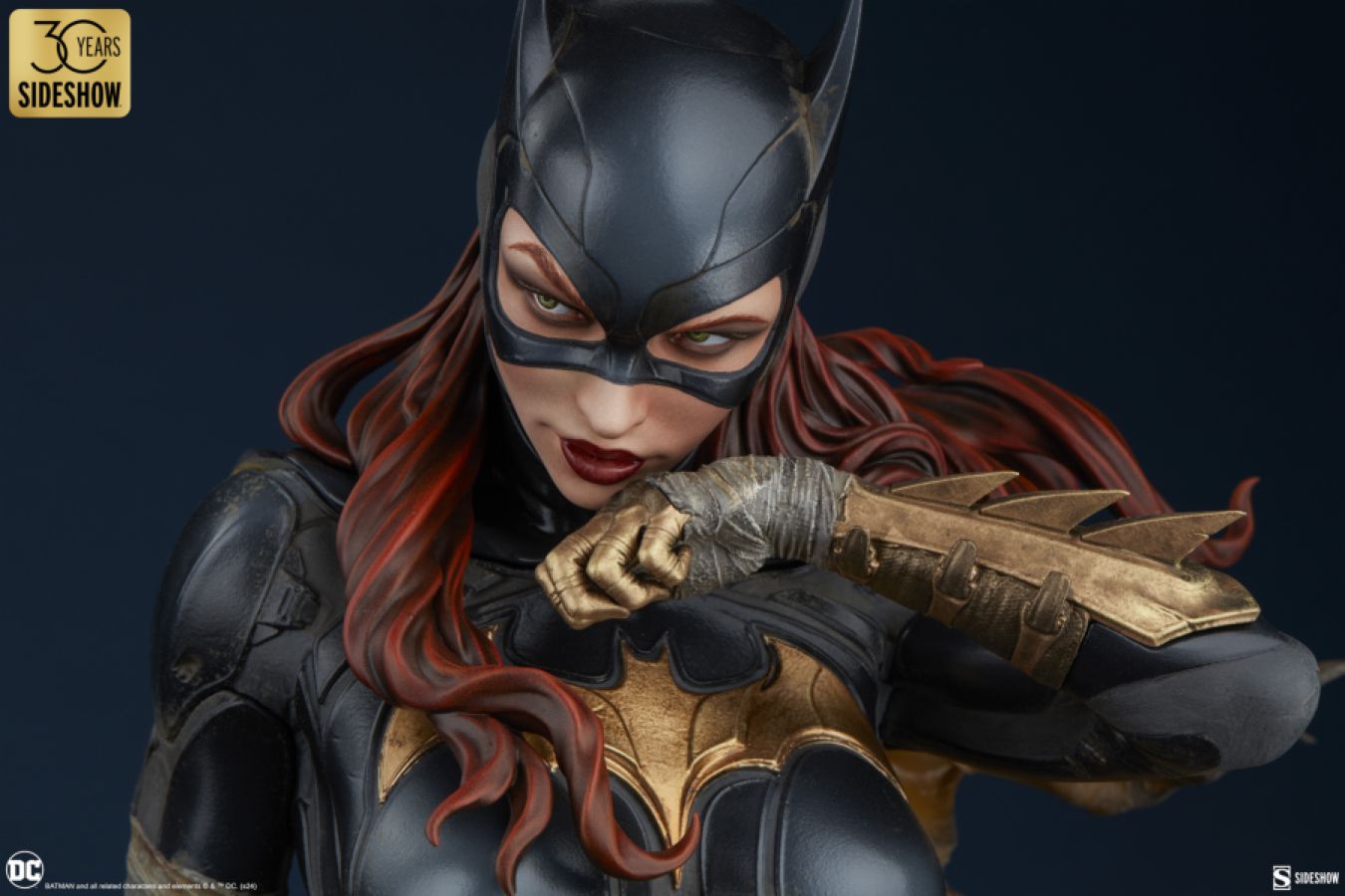 Batman - Batgirl Premium Format Statue