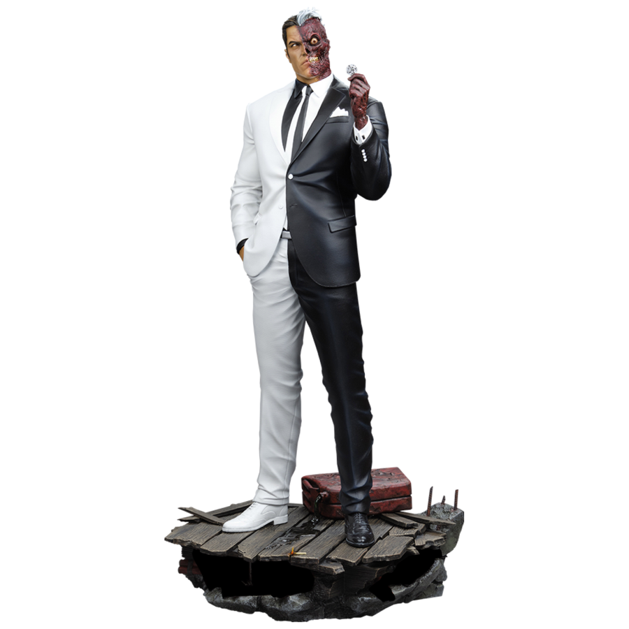 Batman - Two Face 1:4 Scale Maquette